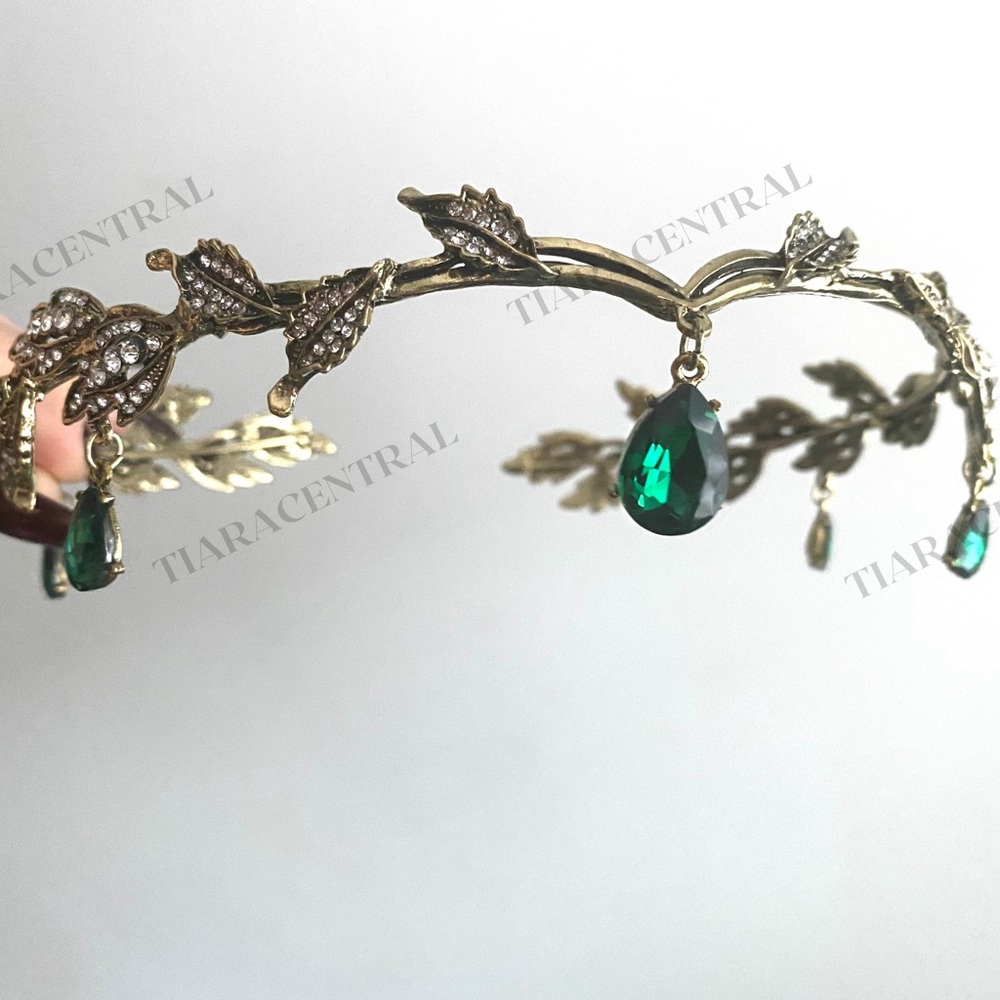 Fairy Gold Leaf Tiara with Crystal Accents - Picture 8 of 12